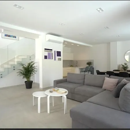 Villa Luxury Villa Mandy With Heated Pool, Jacuzzi & Sauna - Split